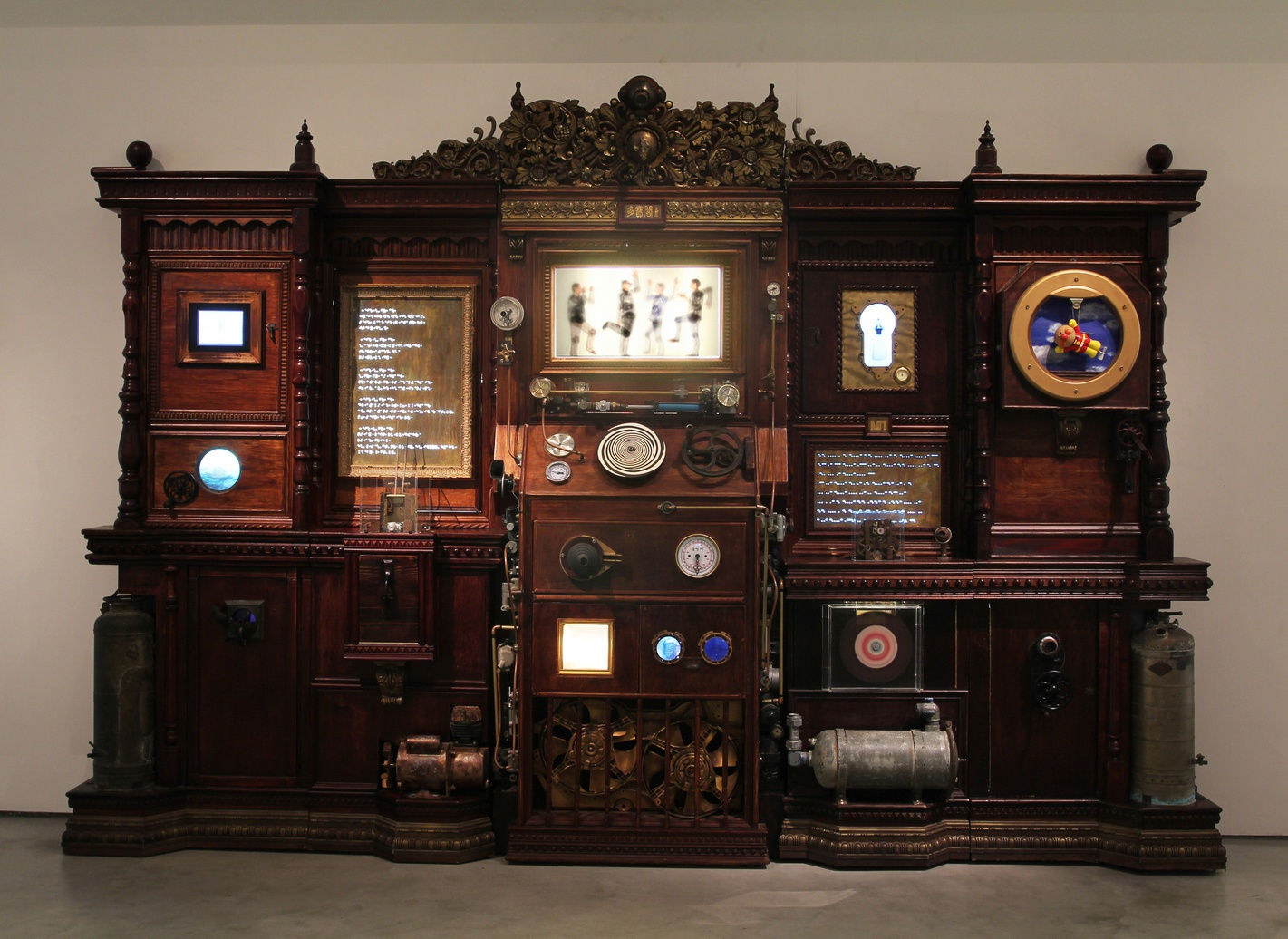 涂維政, 多寶閣 － 壹, 2011