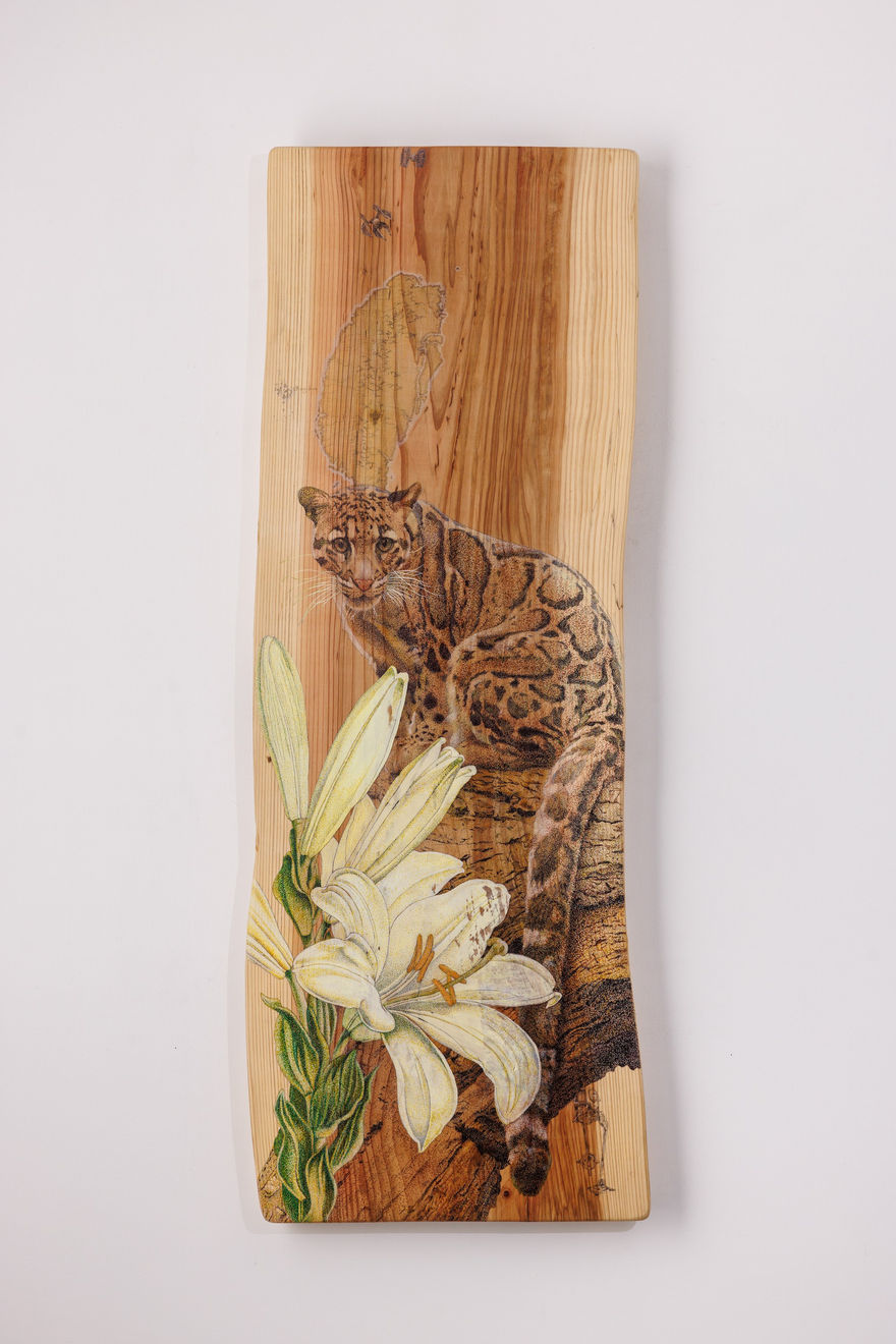 楊茂林, 花落春未盡．雲豹與百合M2203 The Lasting Spring, Clouded Leopard and Lily M2203, 2022