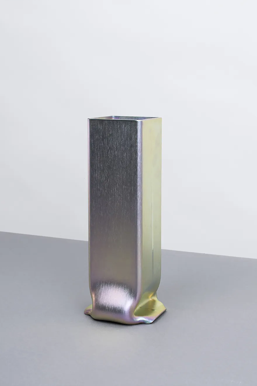 Tim Teven, Slėgio vaza (kvadratinė) / Pressure Vase (Square), 2017-ongoing