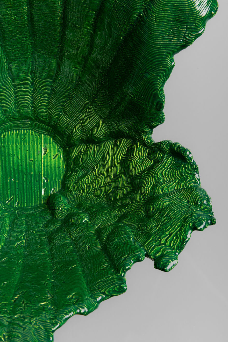 Vilius Dringelis, Sekti gėles / Follow the Flowers, Vaza / vase