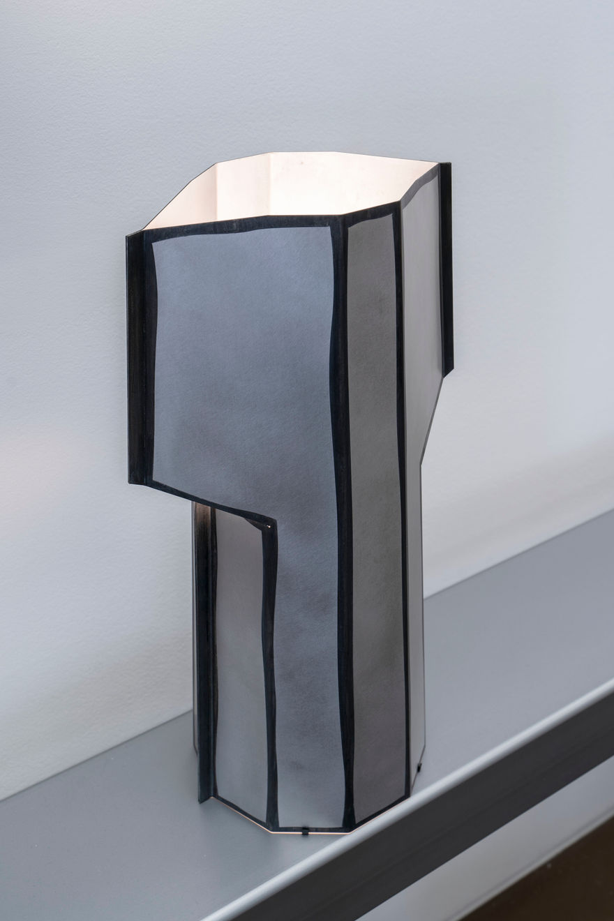 Tijs Gilde (Studio Guilty), HEX Table Light / Stalo šviestuvas, 2024