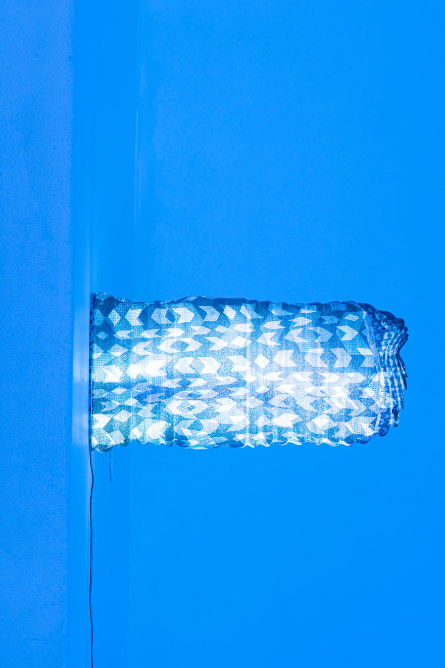 Laurynas Skeisgiela, Liump! (a series of slowly flashing objects), 2021