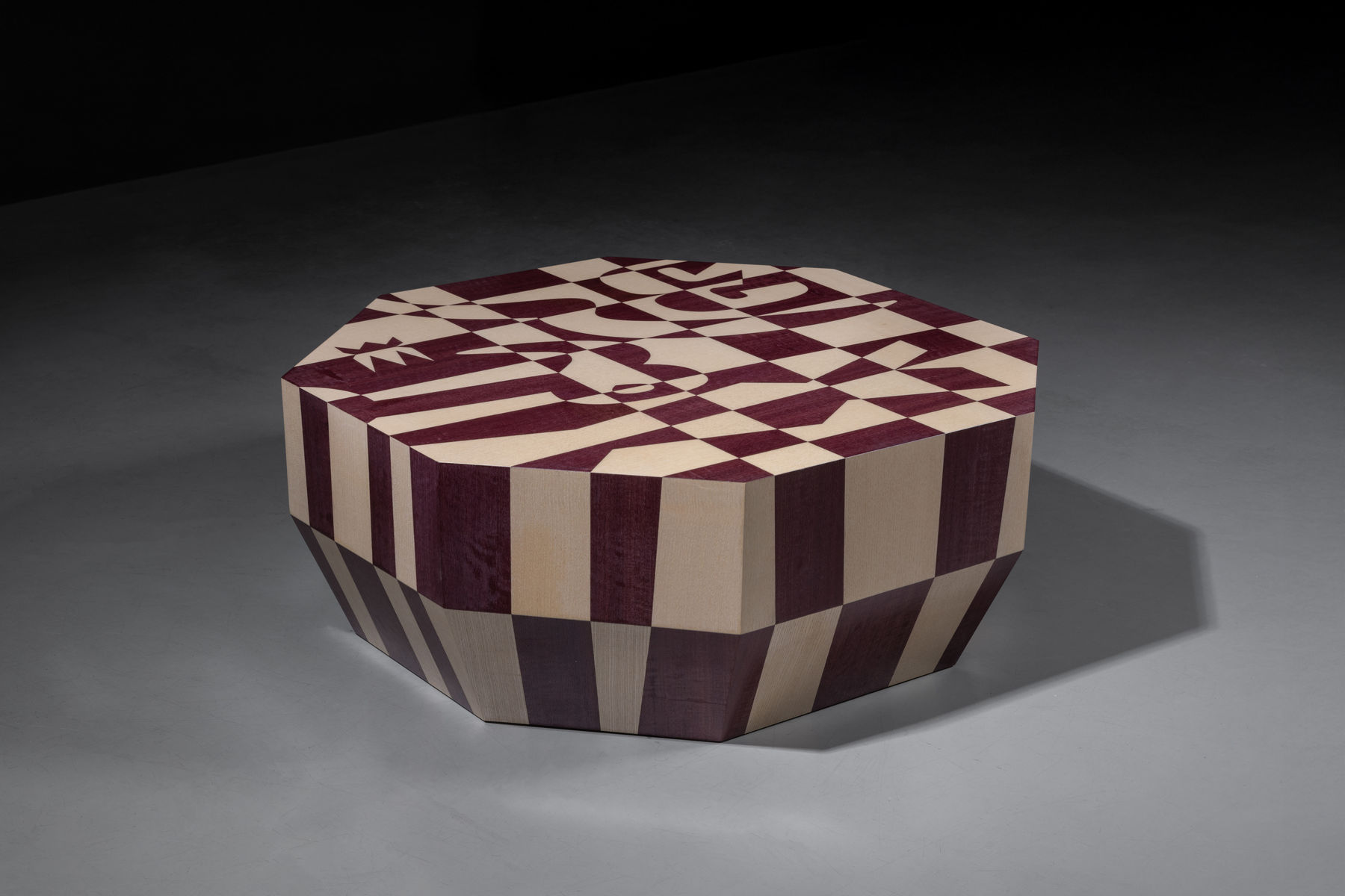 Martynas Gailiušas, ADHDOCD, Stalas / table