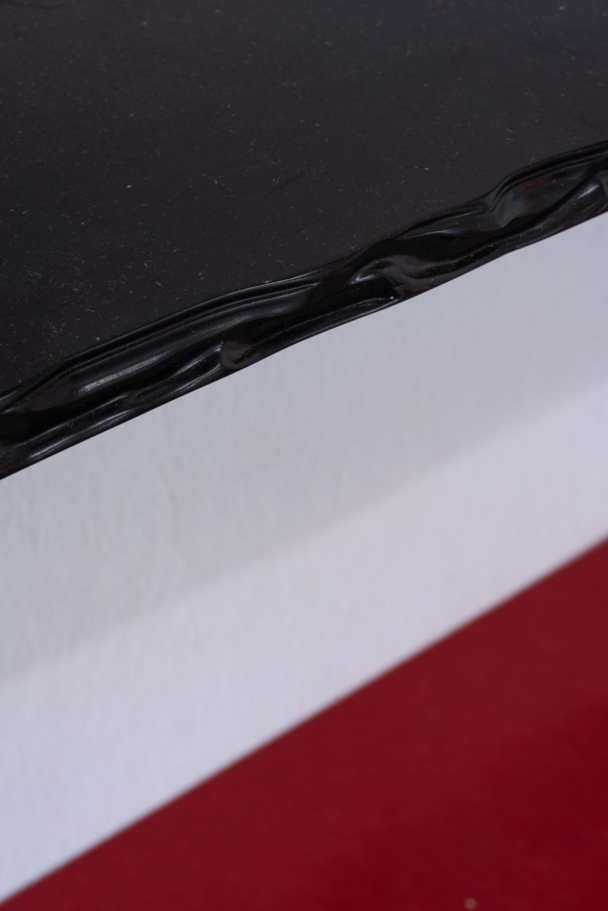 Vytautas Gečas, Edgy Romance, Lentyna / shelf