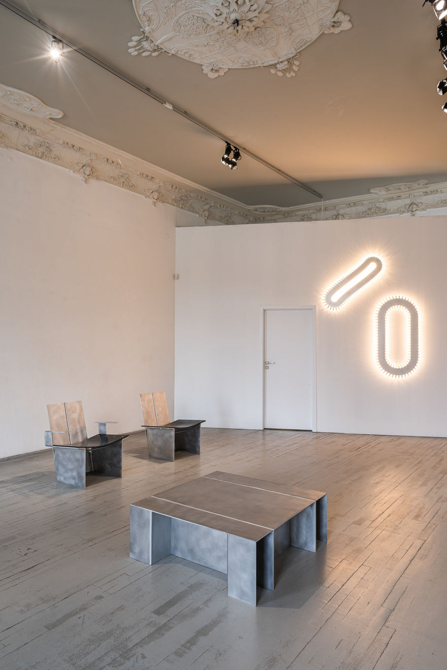 Paul Coenen, Rubber lounge chair 2 (with armrest), 2023