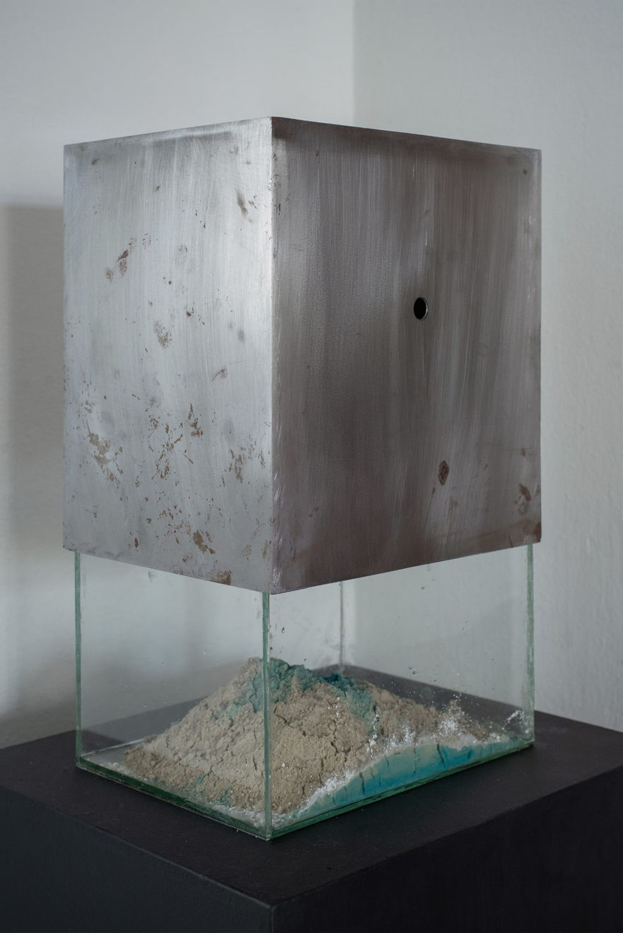 Agata Orlovska, Drėgmės surinktuvas / Moisture Trap, 2022