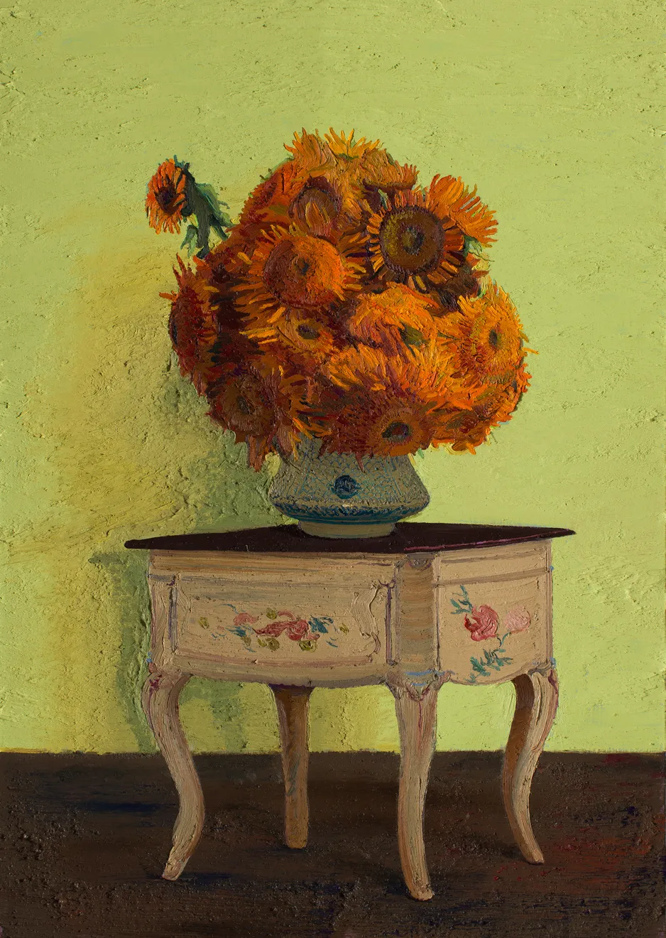 Javier Ruiz, Una mesa con girasoles naranjas, amarillos y verdes, 2026