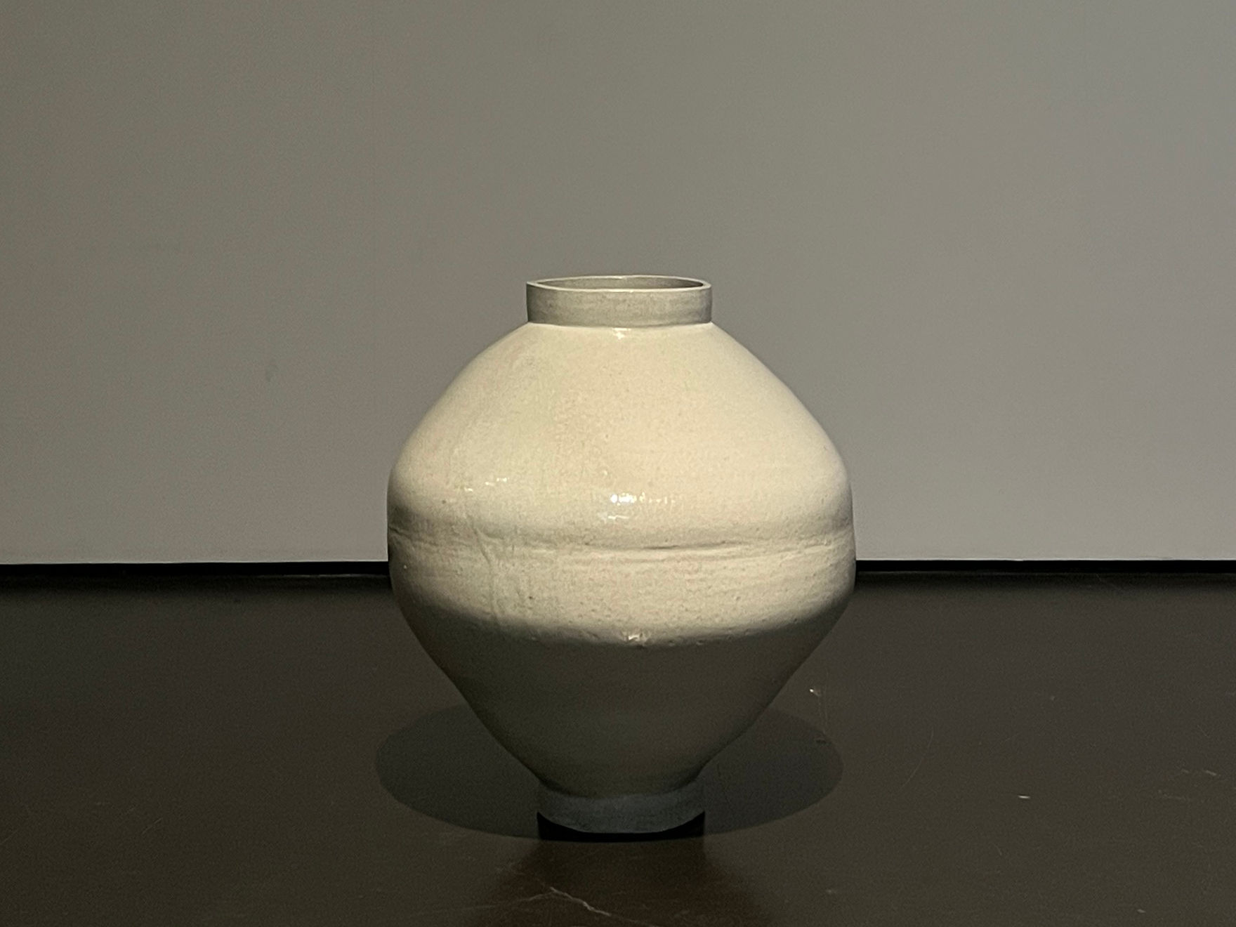 Hun Chung Lee, Jar , 2023