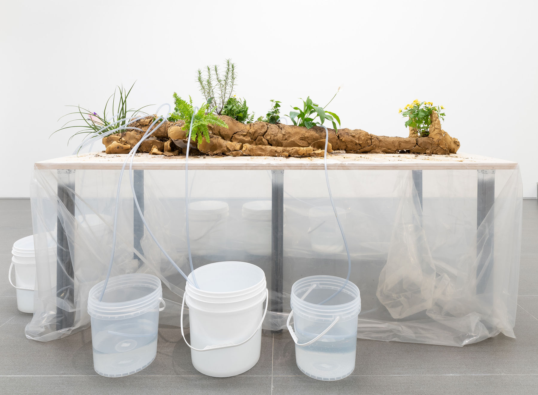 Fabrice Hyber, Man of clay, 2024