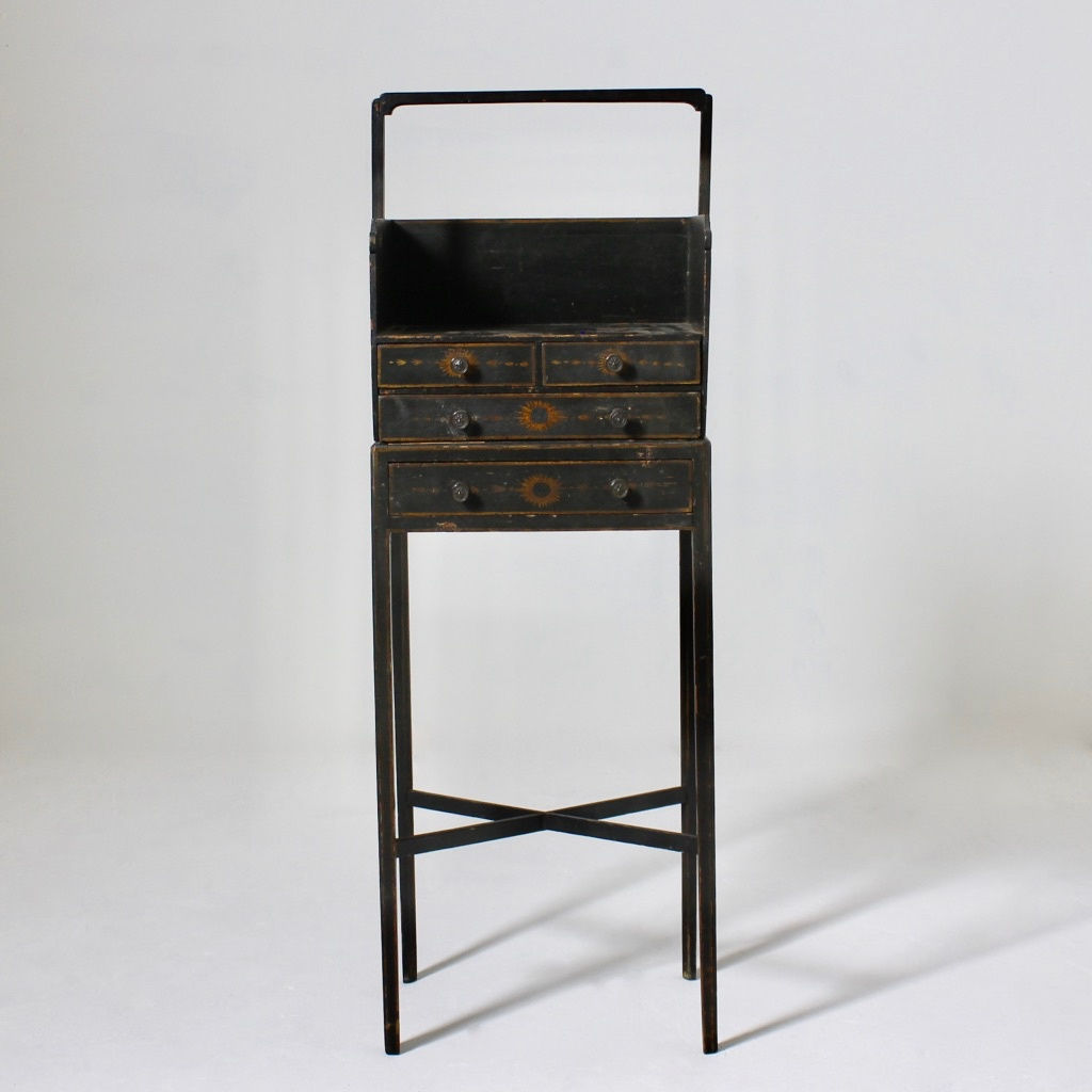 Regency Original Painted Pine Chevrette