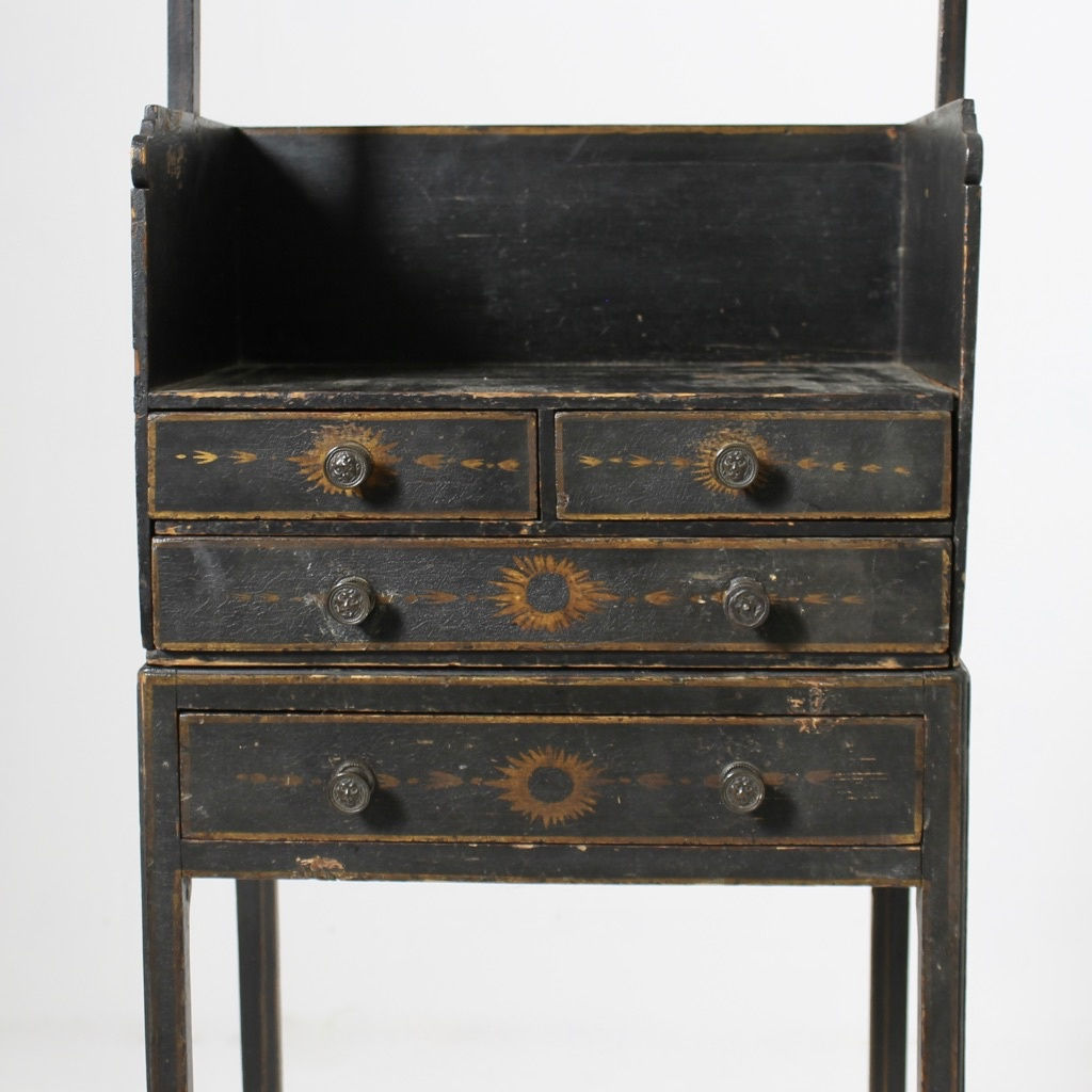 Regency Original Painted Pine Chevrette