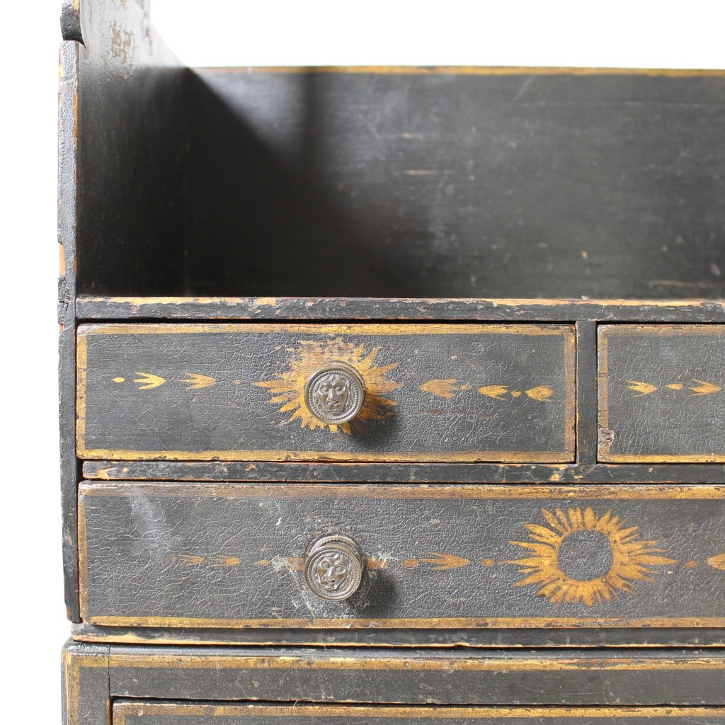 Regency Original Painted Pine Chevrette