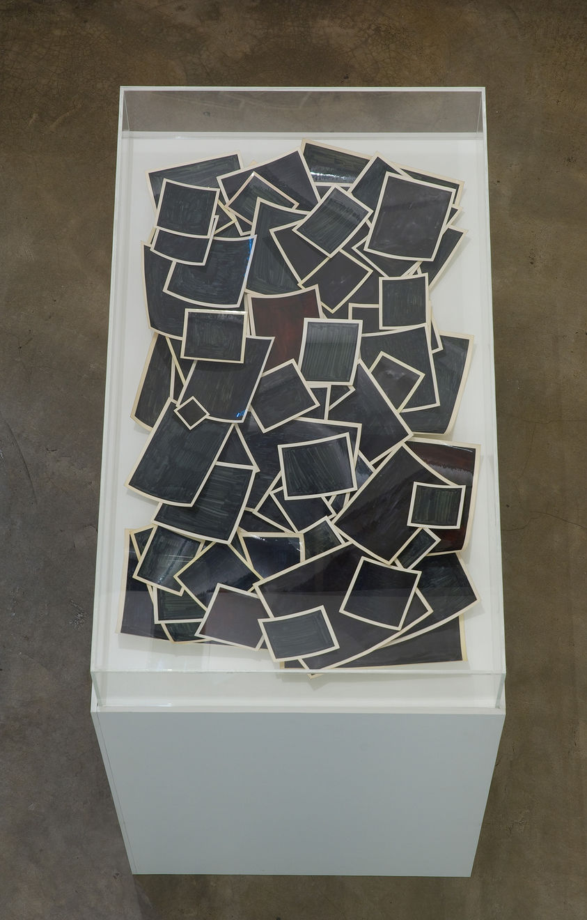 Allan McCollum, ¨Glossies¨, 1980