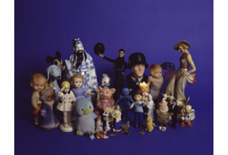 Liliana Porter, “Blue with Them”, 2005