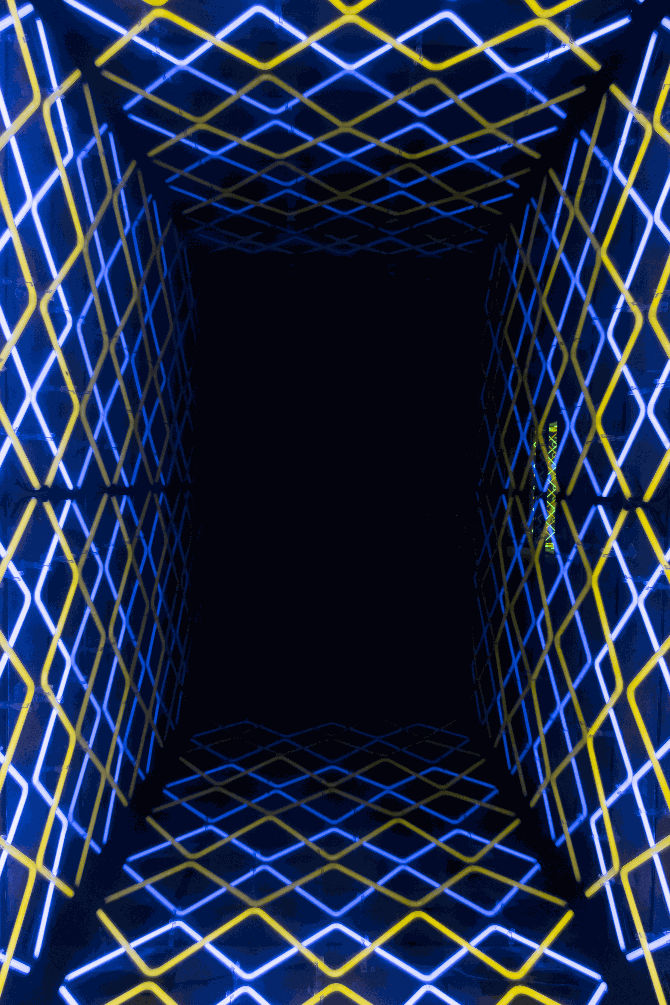 Iván Navarro, Diamante Duplo (Amarelo-Azul) | Double Diamond (Yellow-Blue), 2020