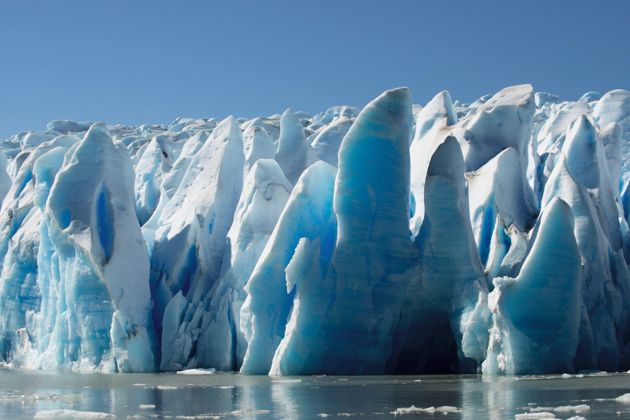 Ice Cave (Patagonia), 2016