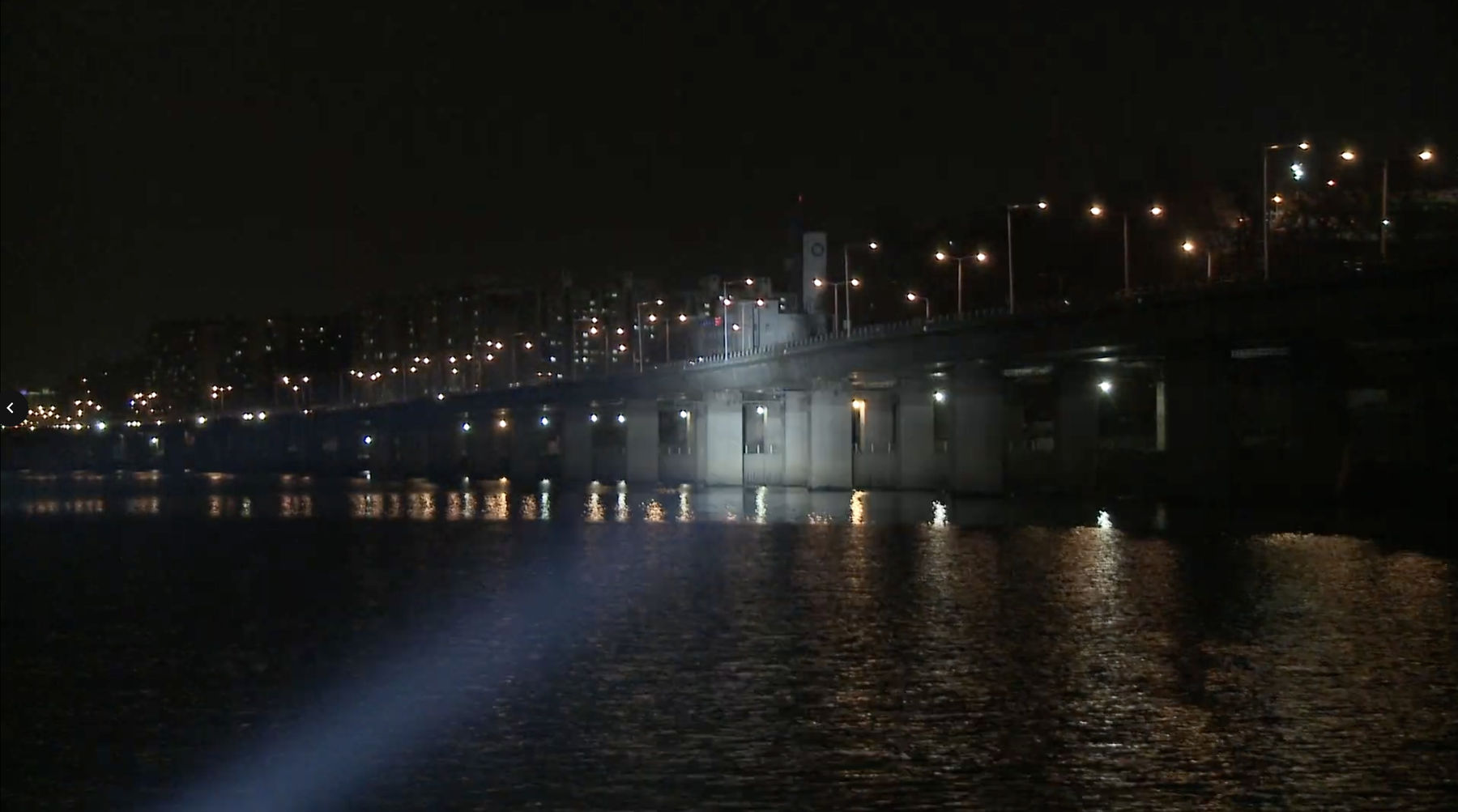 Minouk Lim, S.O.S – adoptive Dissensus, 2009.