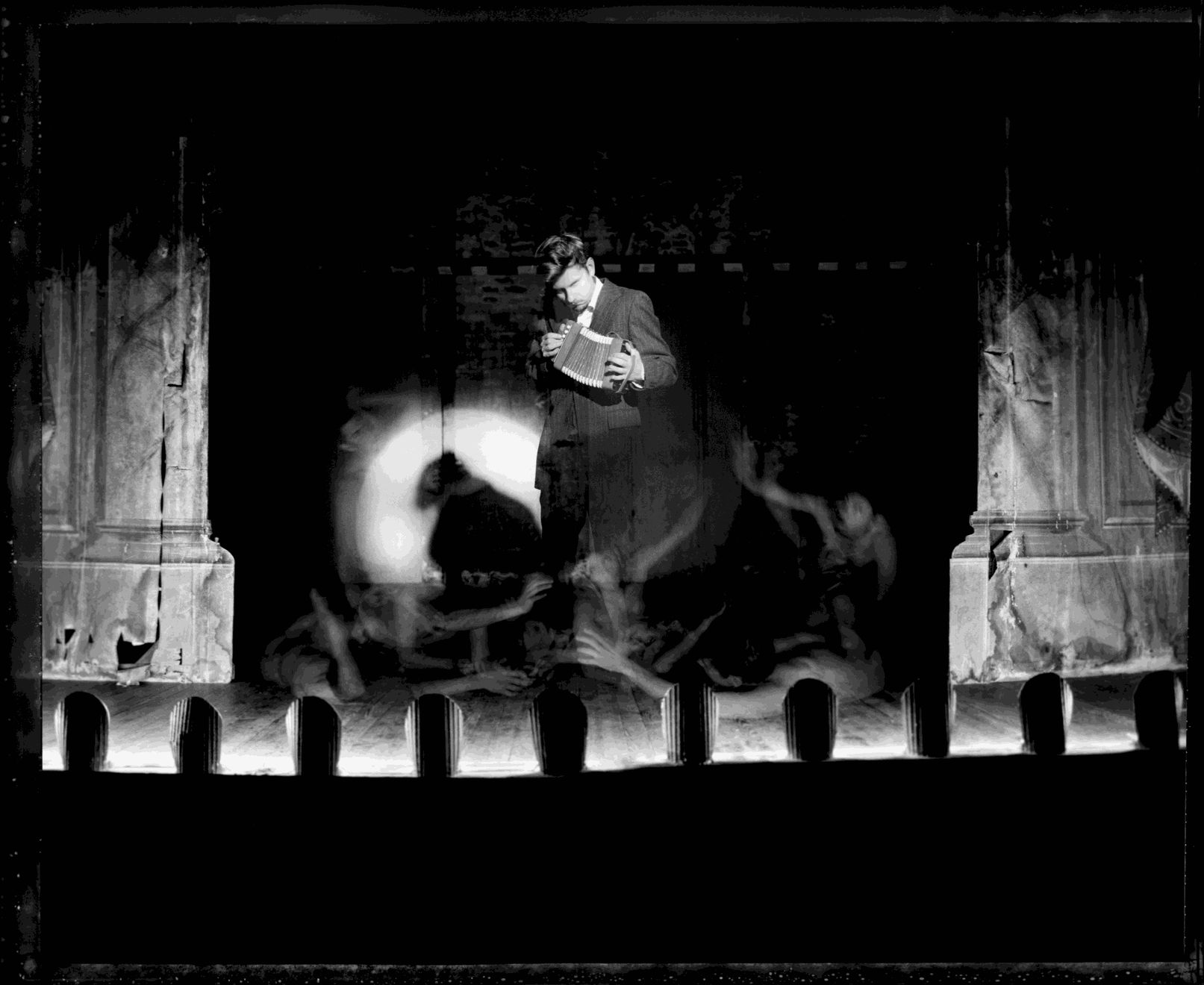 Benjamin Heller, Concertina, 2011