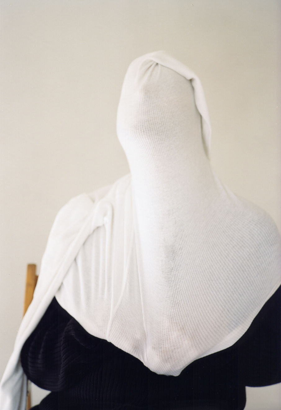 Erwin Wurm, Be a Terrorist, 2003