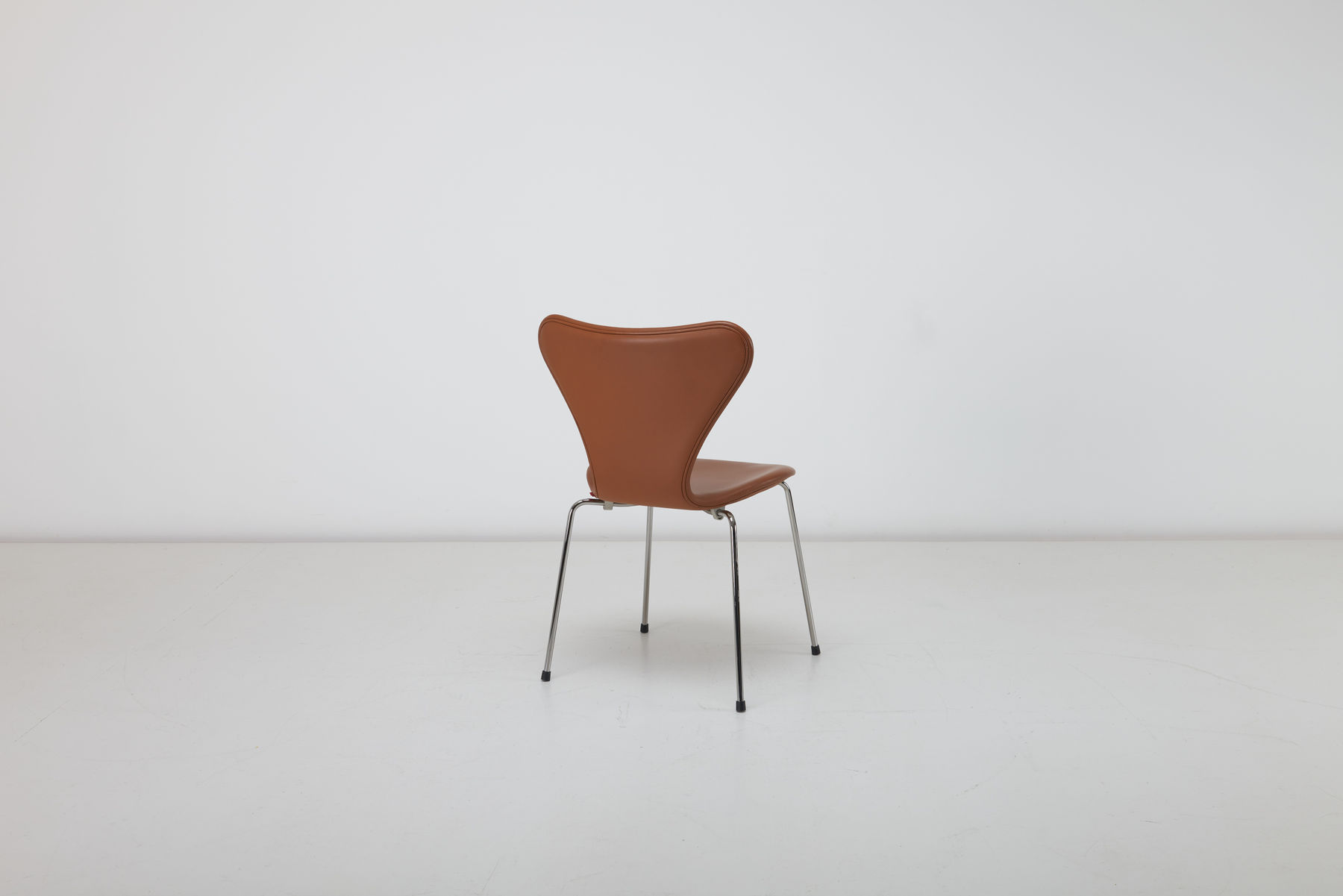 Arne Jacobsen, Leather Chairs, 2002