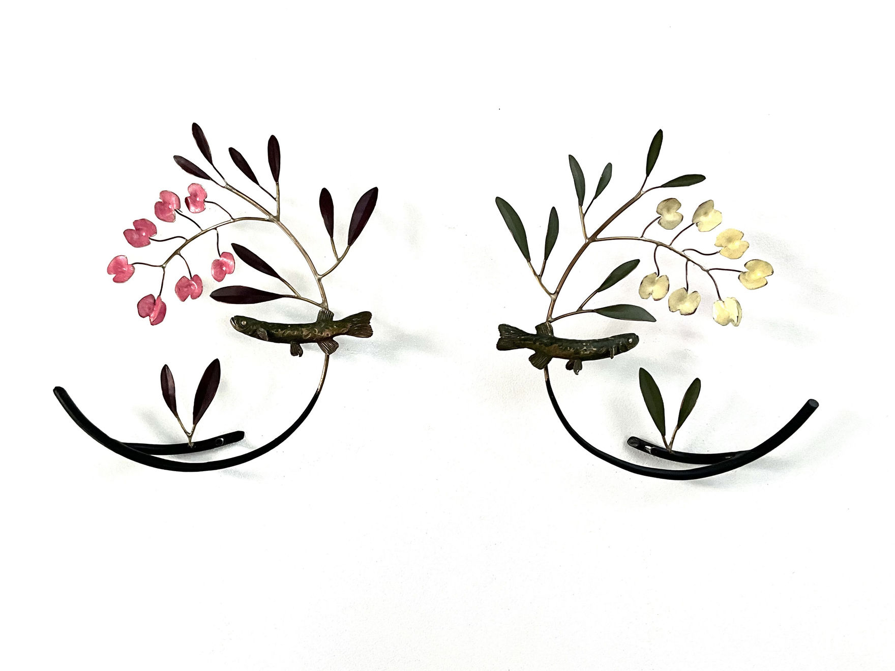 Bing Dawe, Forever Forever - Galaxiidae on branches Akeake, Green and Purple, 2025