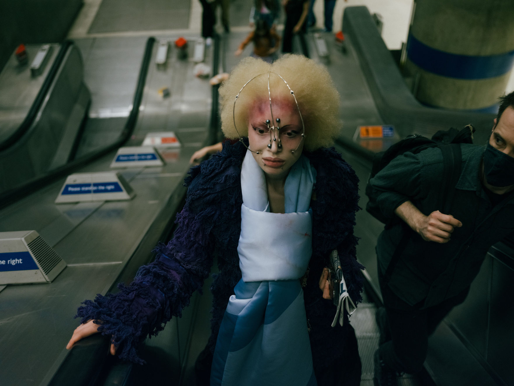 Rona Bar & Ofek Avshalom, Nan on Their Way to Work, 2023