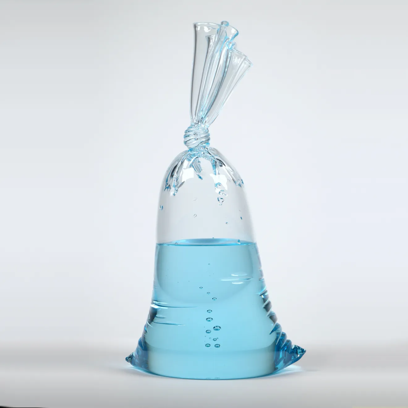 Dylan Martines "BL 46" (2024)