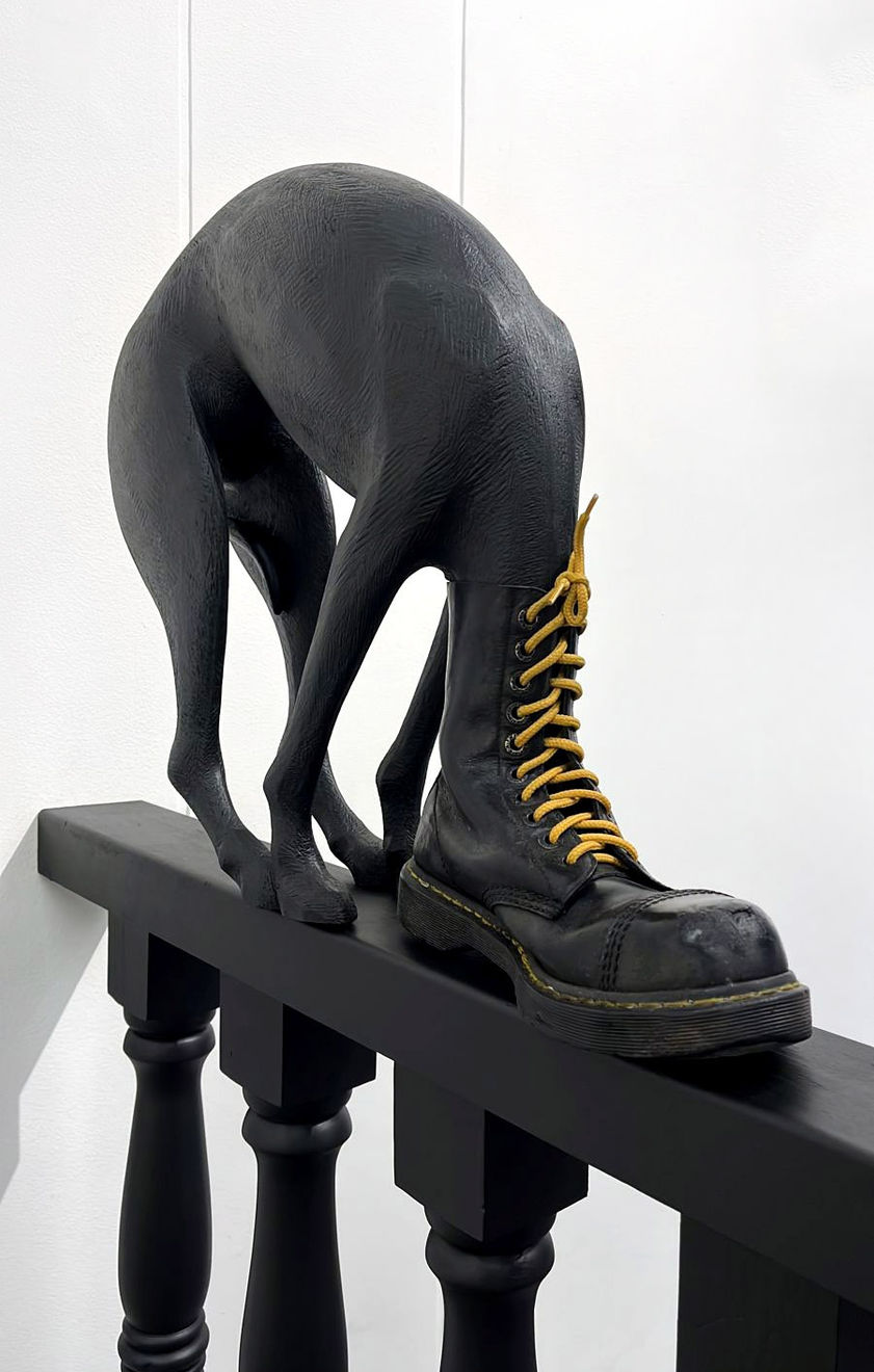 Miguel Ángel Madrigal, Thin Martens, 2022