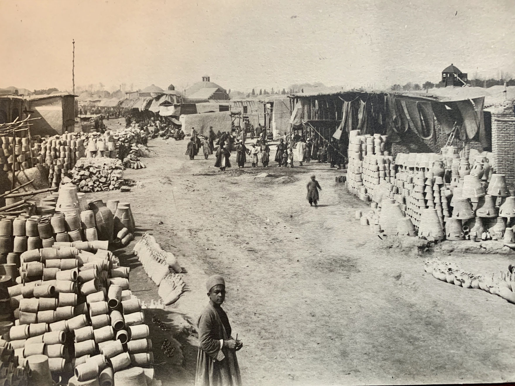 Antoin Sevruguin, Pottery merchants, Late 19th Century