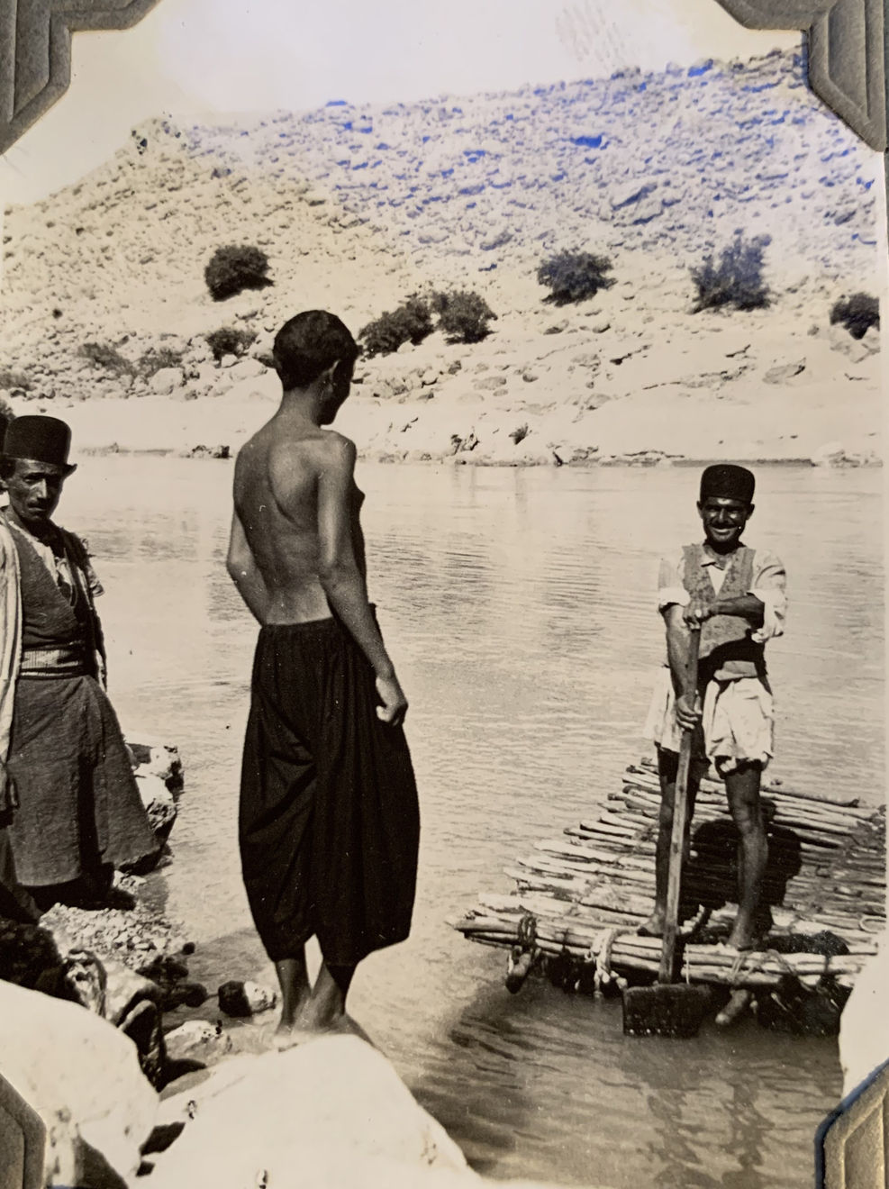 John Drinkwater, The Baḵtīārī ferry at Godar Landor,, 1934