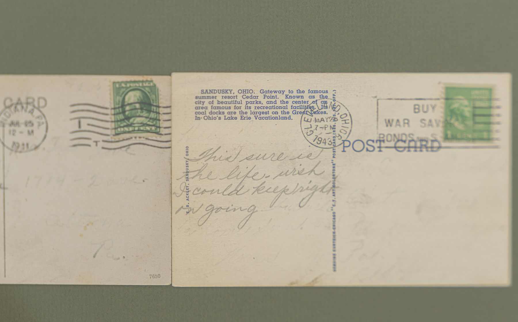 Khalid Jauffer, Postcards (Statue), 2024