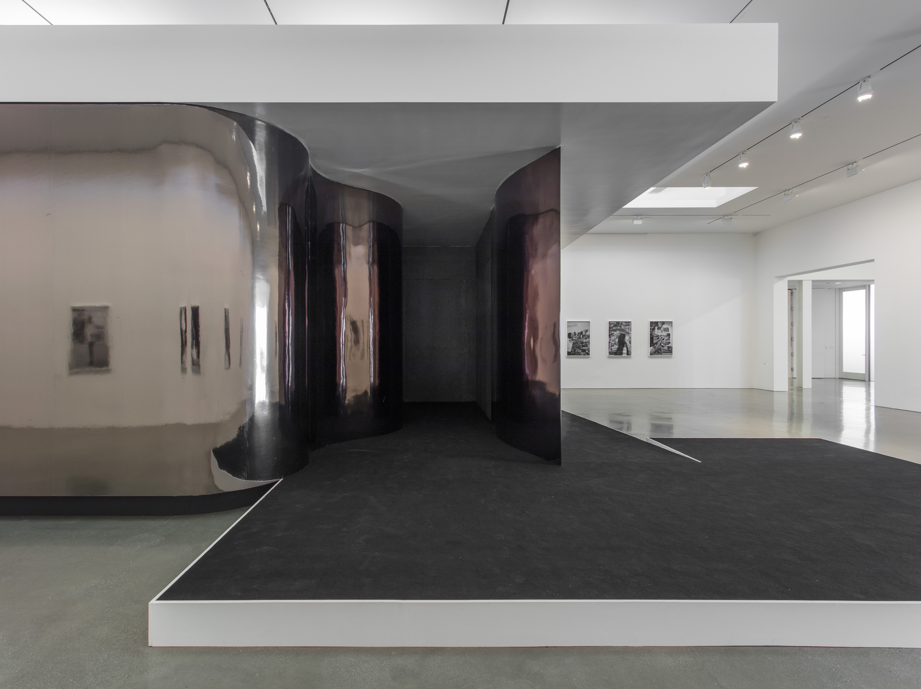 Catherine Opie - The Modernist