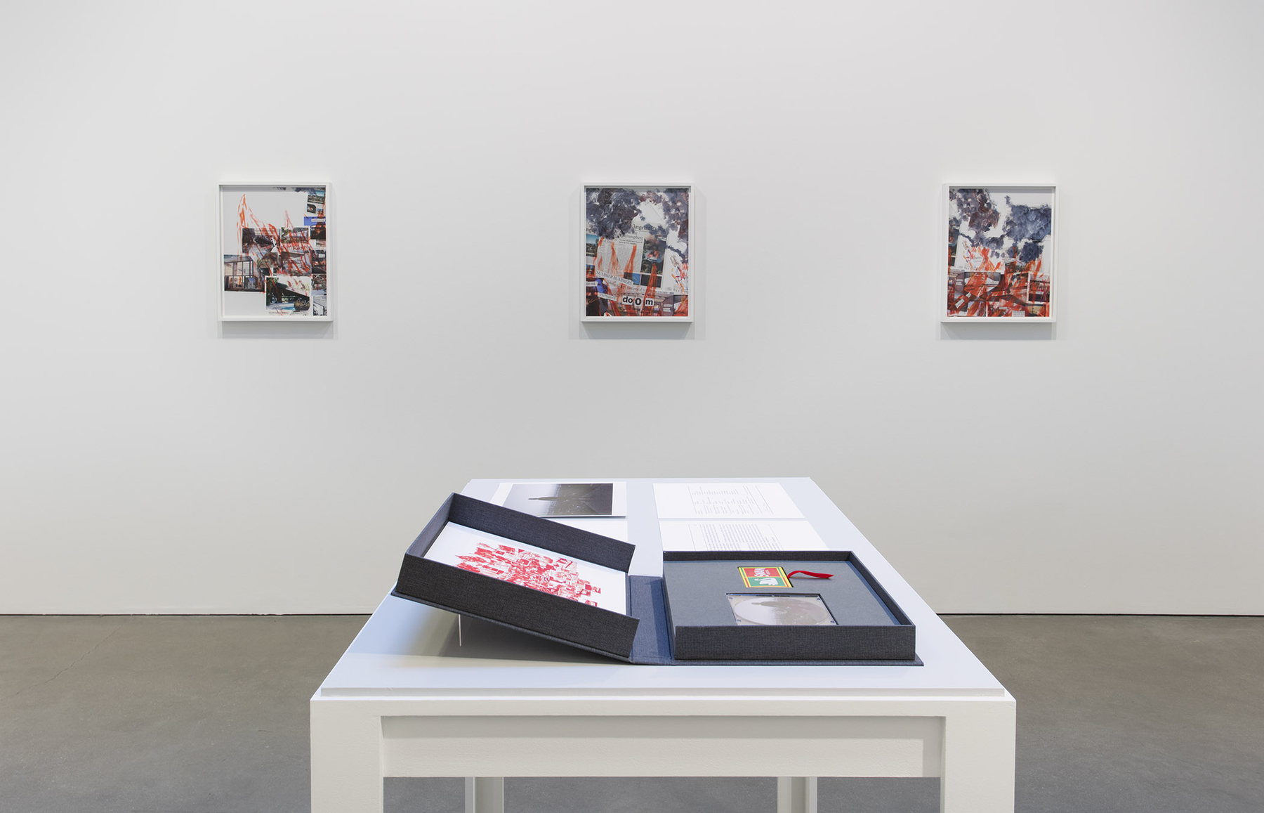 Catherine Opie - The Modernist