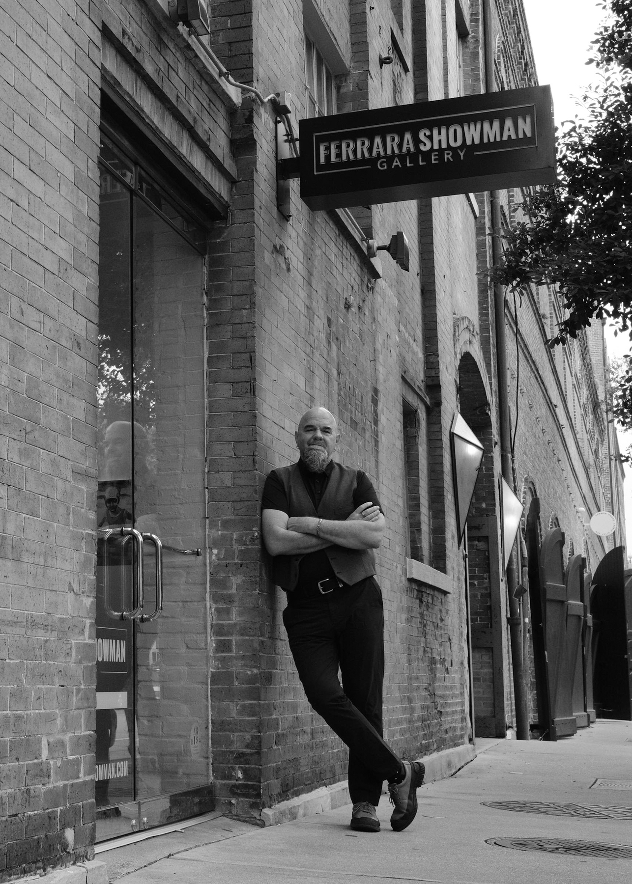 Jonathan Ferrara - Artists - FERRARA SHOWMAN GALLERY