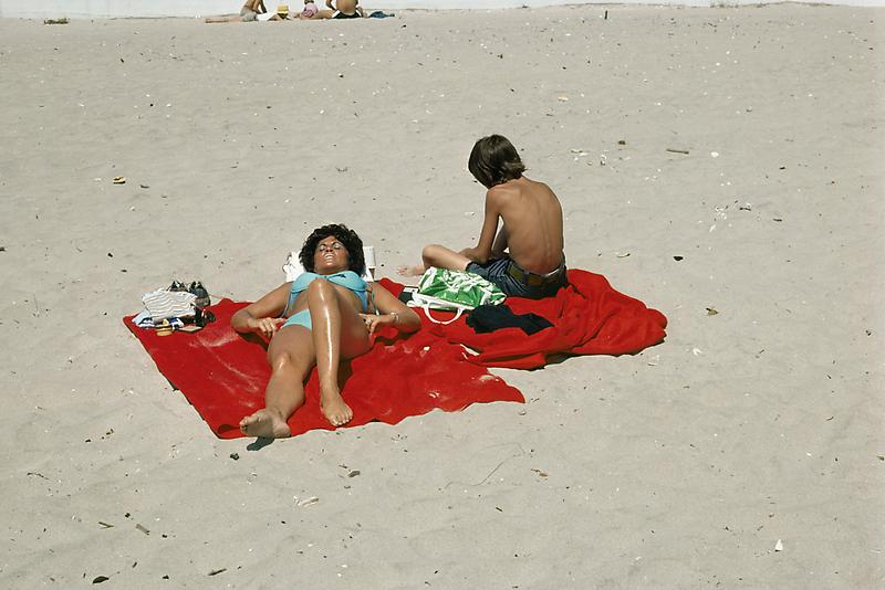 Joel Sternfeld, Nags Head, North Carolina, (#12), June-August 1975