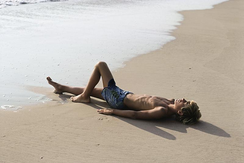 Joel Sternfeld, Nags Head, North Carolina, (#6), June-August 1975