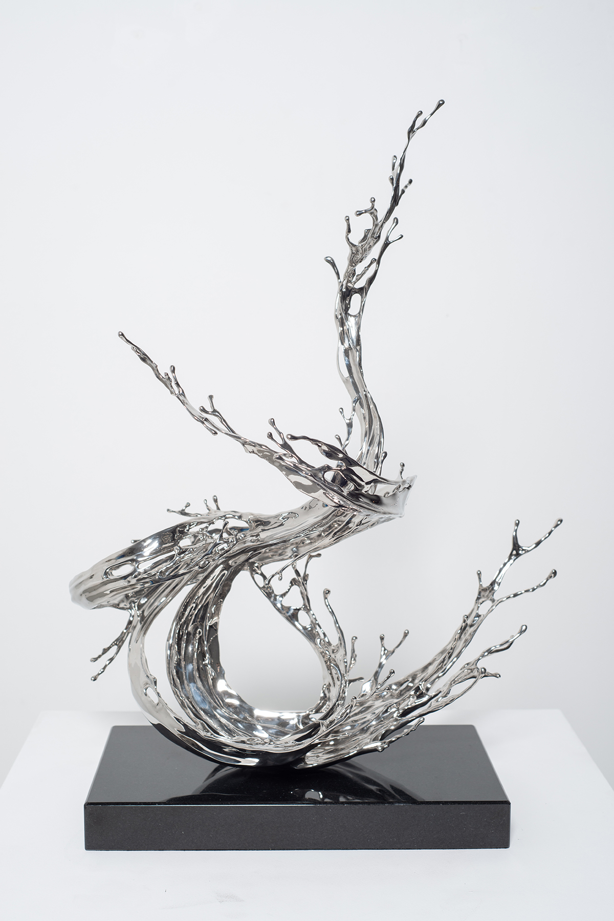 Undercurrent, 2023, stainless steel, 23.6 x 16.5 x 12.6 inches/59.9 x 41.9 x 32 cm