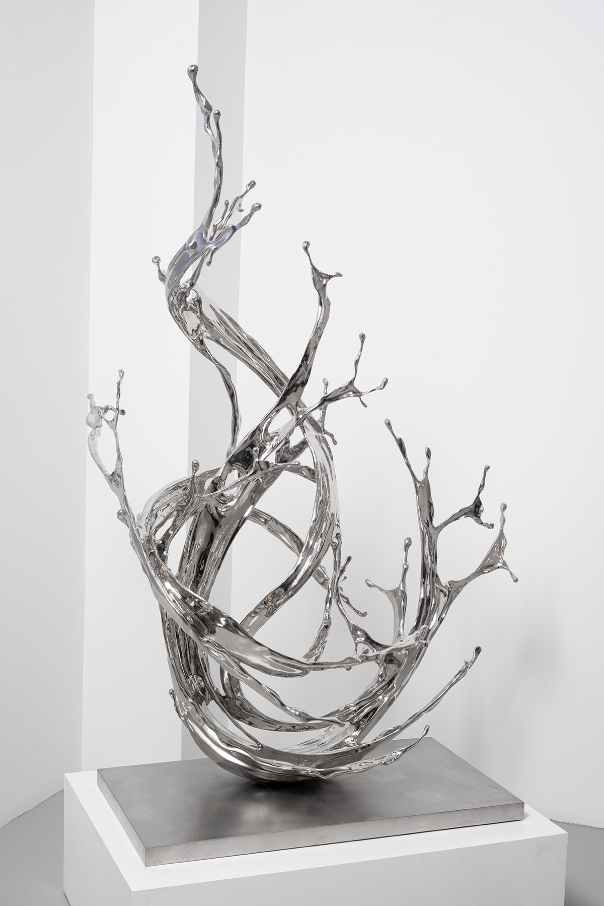 Water in Dripping - Ciyun, 2024, stainless steel, 60.6 x 34.7 x 44.9 inches/153.9 x 88.1 x 114.1 cm