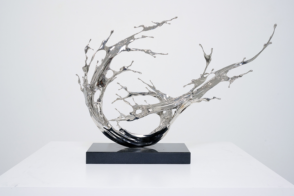 Water in Dripping - Tidal, 2024, stainless steel, 22 x 27.6 x 15.8 inches/55.9 x 70.1 x 40.1 cm