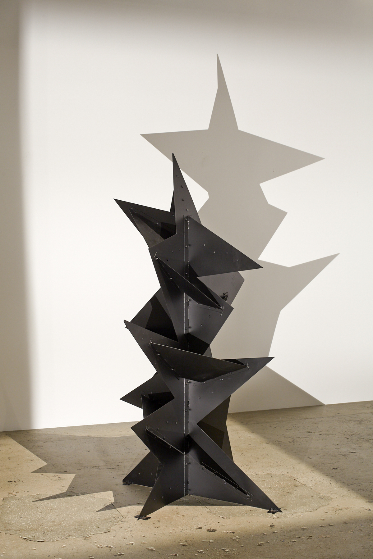 Calder Shadows Monsier Loyal (Ringmaster) (1:5 Intermediate Maquette)