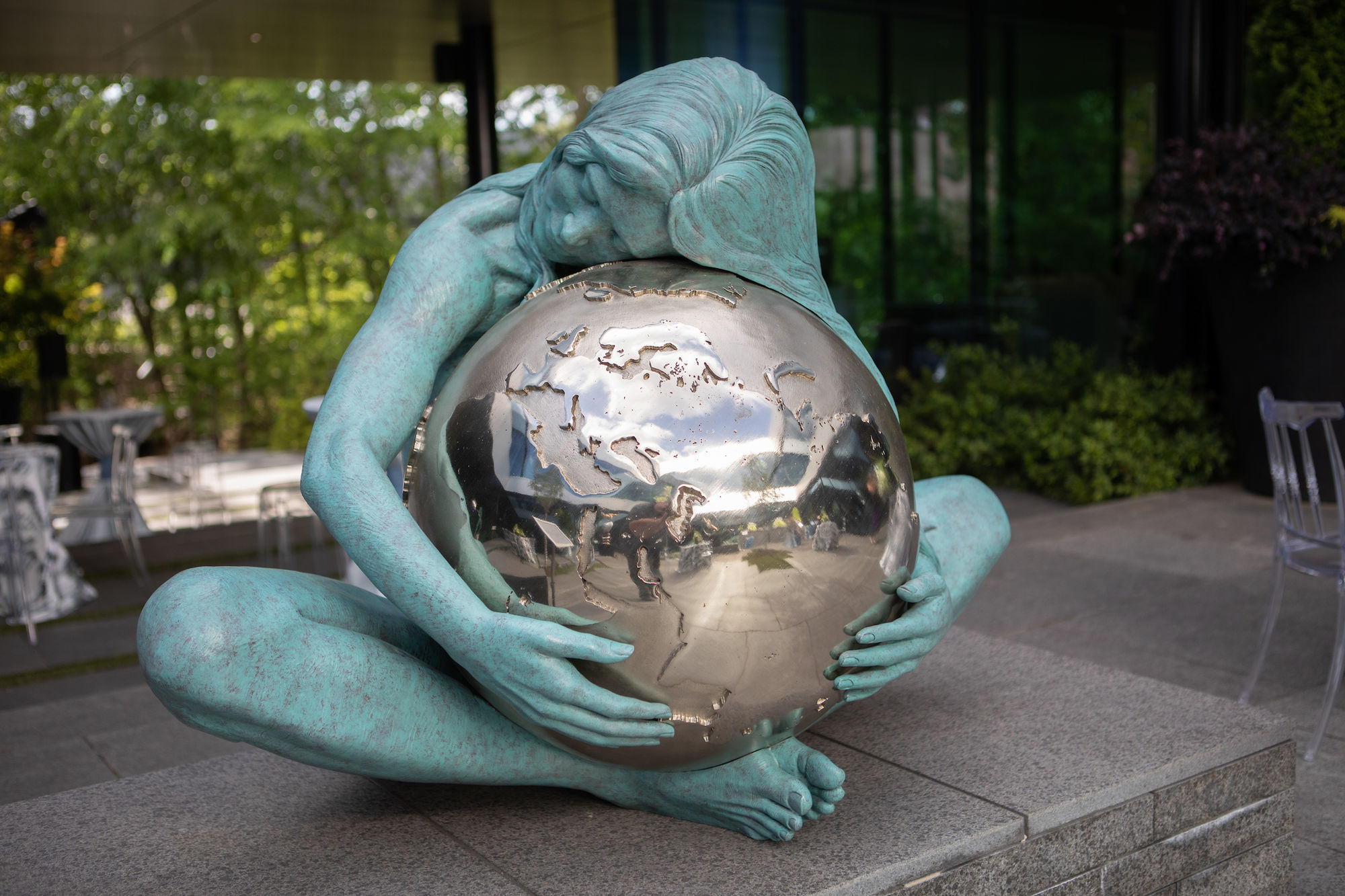 An exhibition of works by Lorenzo Quinn at BL Harbert International Group HQ, May 2021