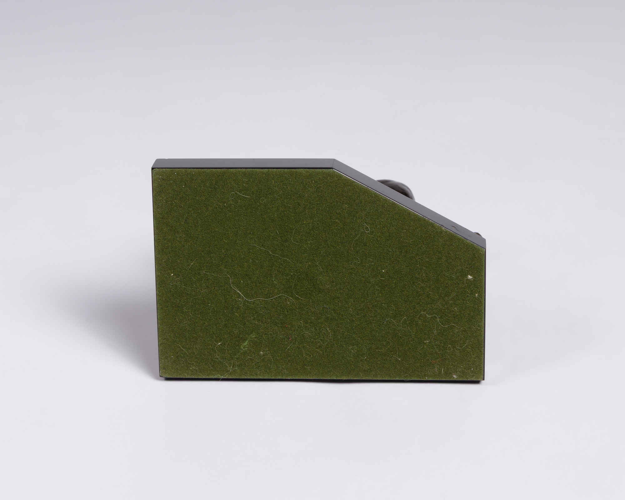 Nu Feminin Assis se Tenant le Pied Gauche Dit Aussi, Etude Pour Devant La Mer