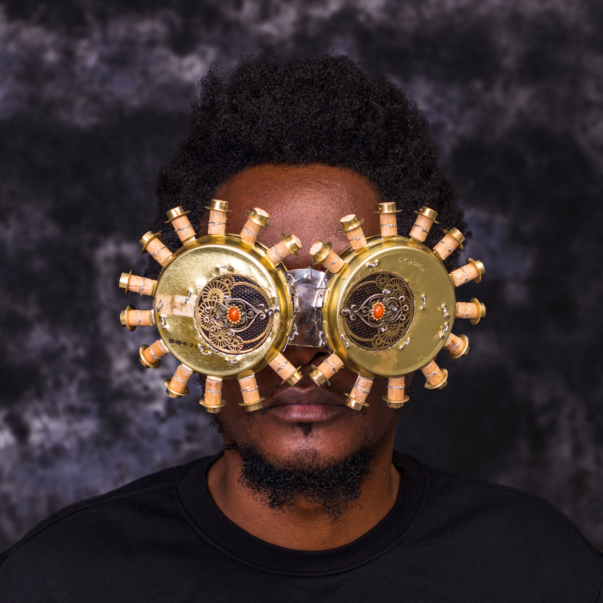 Cyrus Kabiru, Matuta (Bantu knots) (Cyrus Kabiru wearing ), 2022