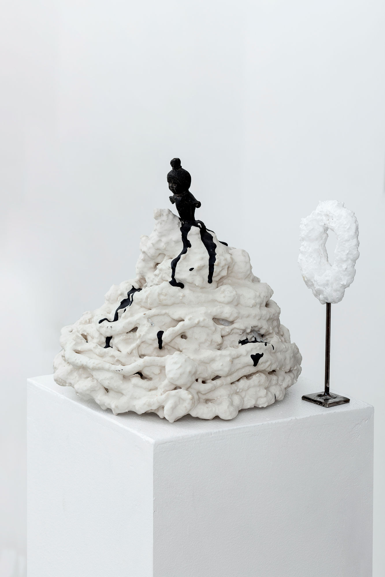 Alexandr Tsikarishvili, O | О, 2019