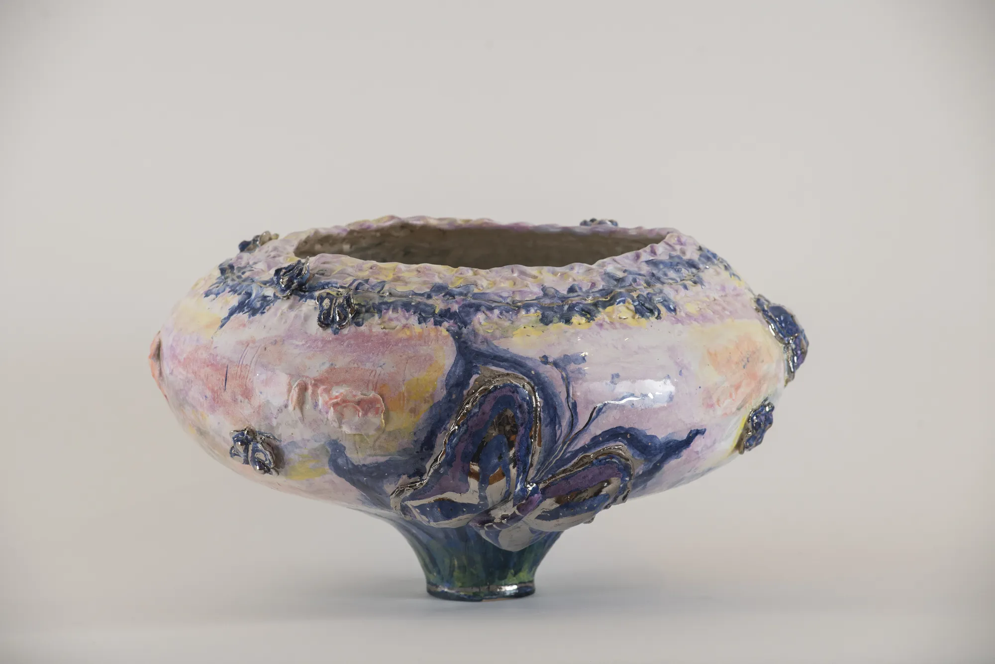 Armie Sungvaribud, Apricot skies, 2026