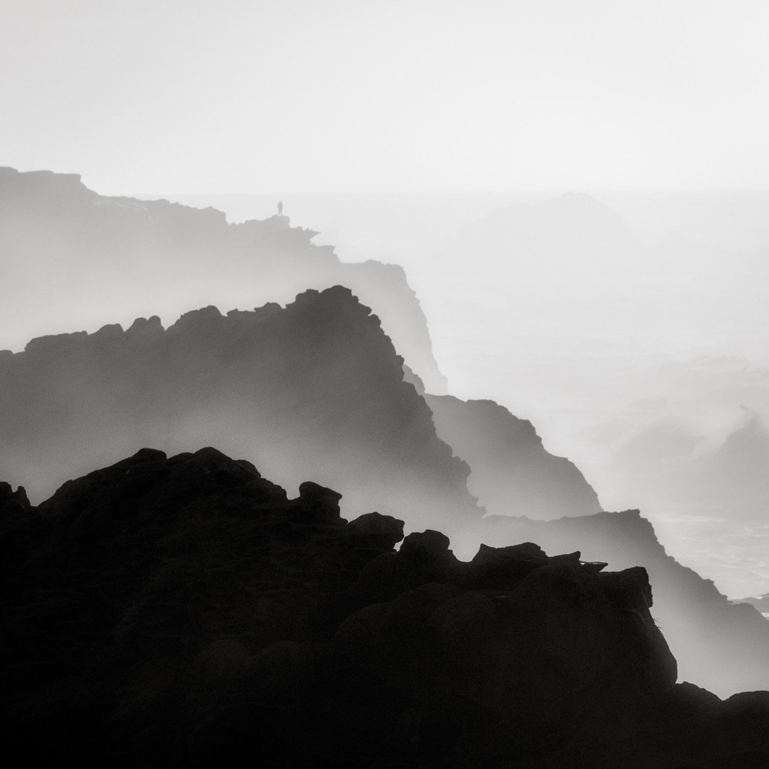 Jeffrey Conley, Figure and Coastal Mist, Oregon, 2018