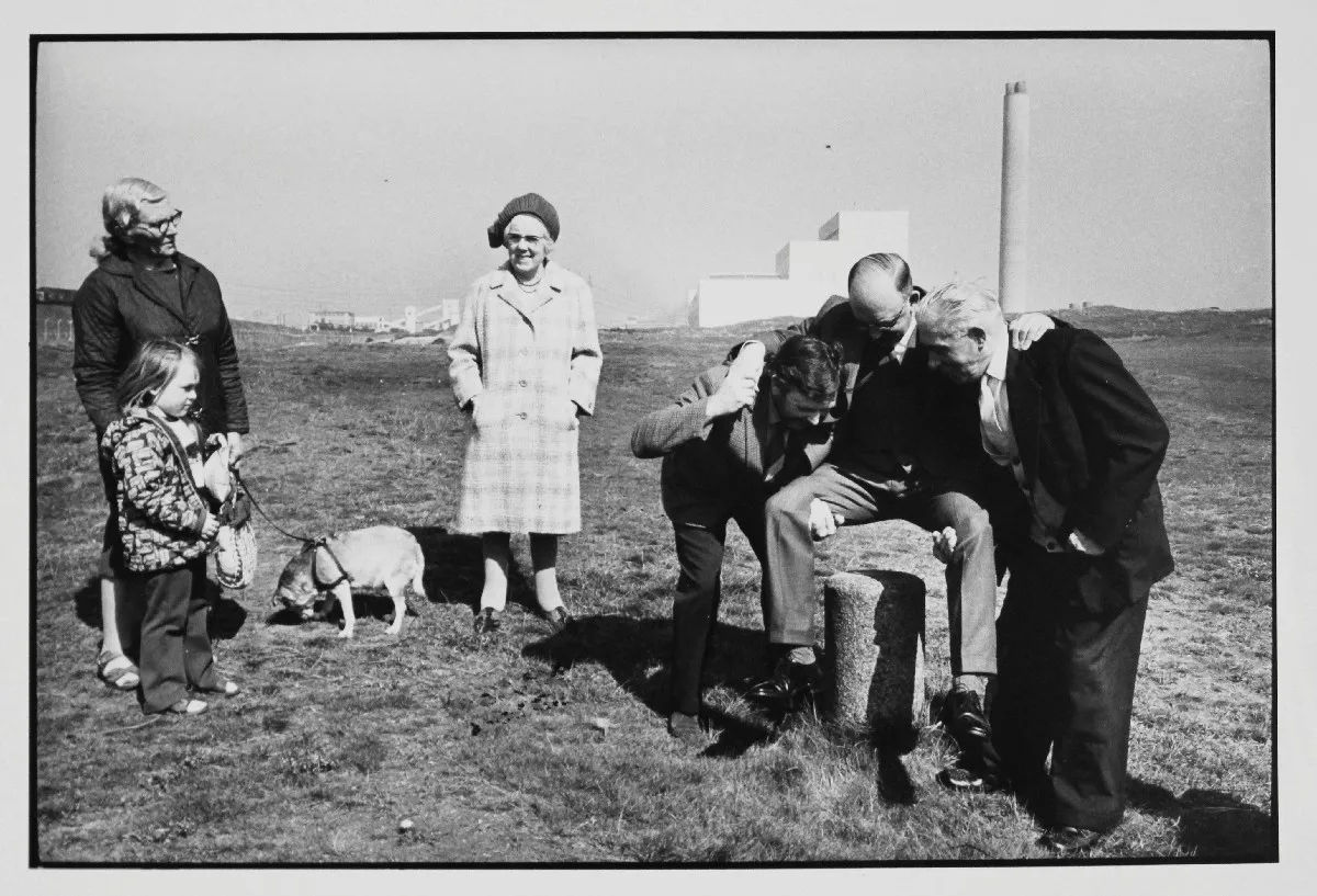 Homer Sykes, Dunting the Freeholder, Newbiggin by the Sea, Northumberland, 1974