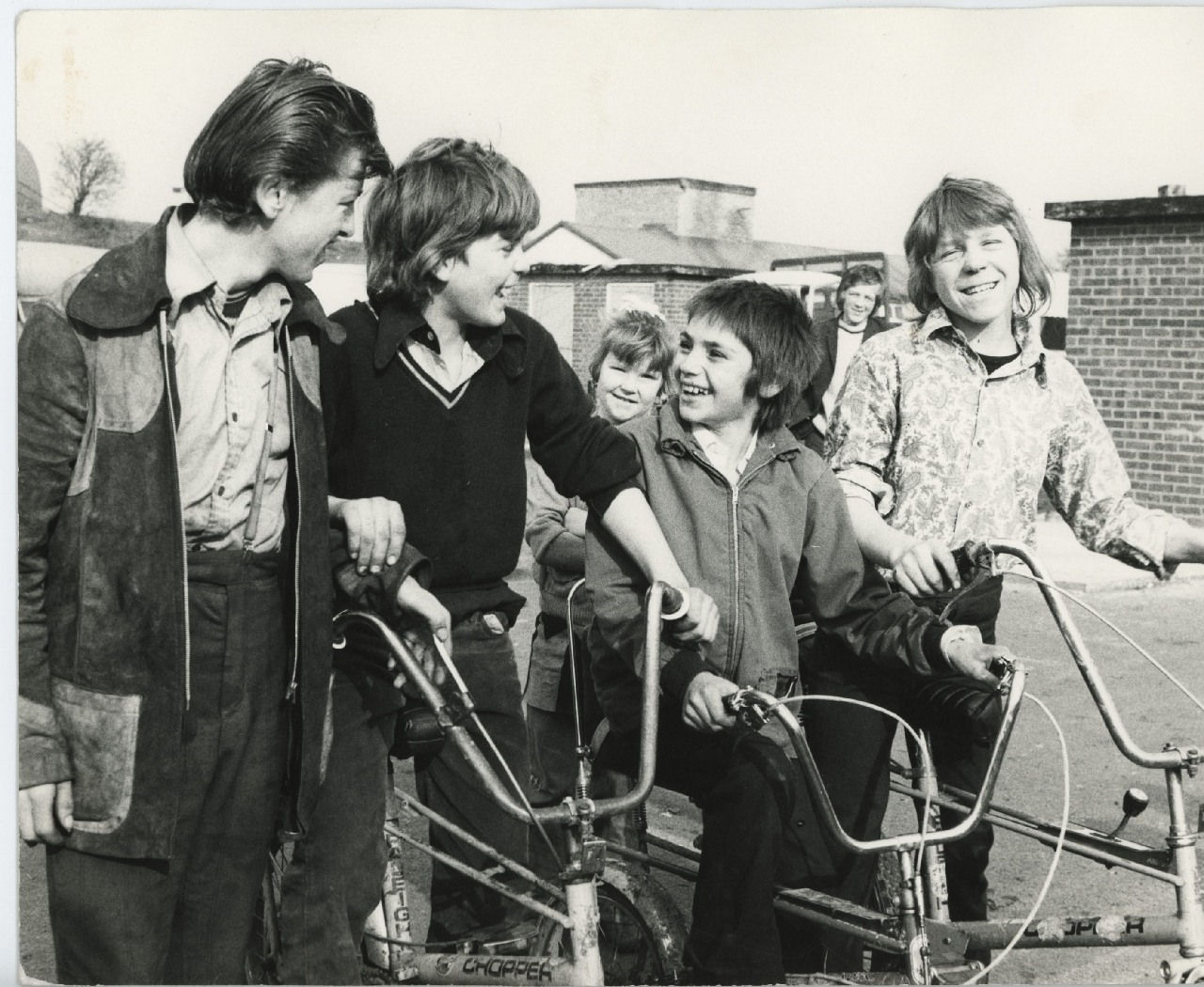 Jo Spence, Gypsies (children with bicycles), 1974