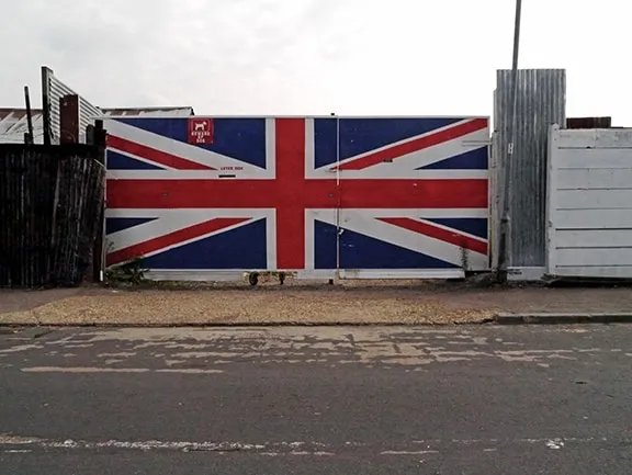 The Caravan Gallery, Union Jack gate, Tilbury, 2009