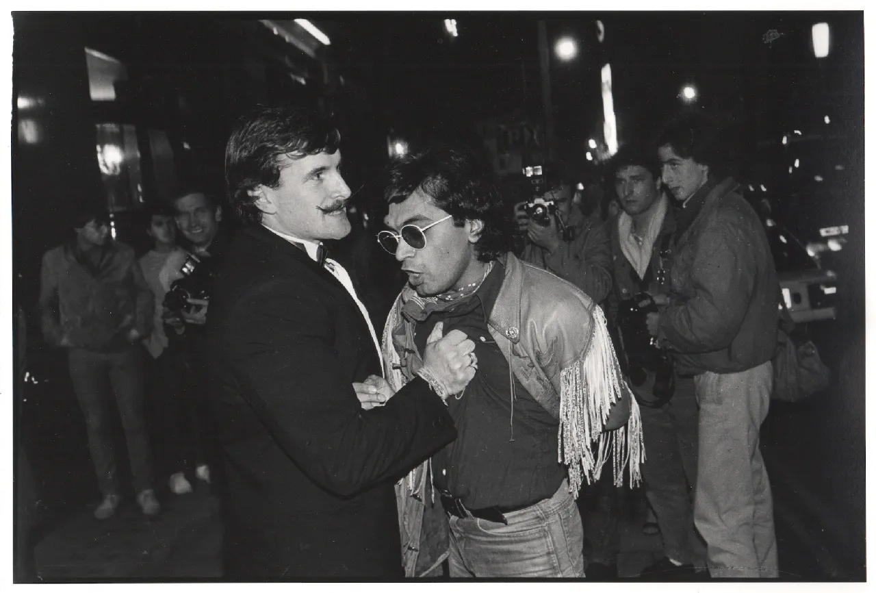 Dafydd Jones, Exhibition in a Box (Tarig Siddigi...), 1984